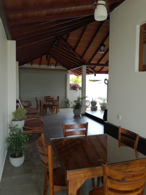 Bianco Terrace Negombo Exterior foto